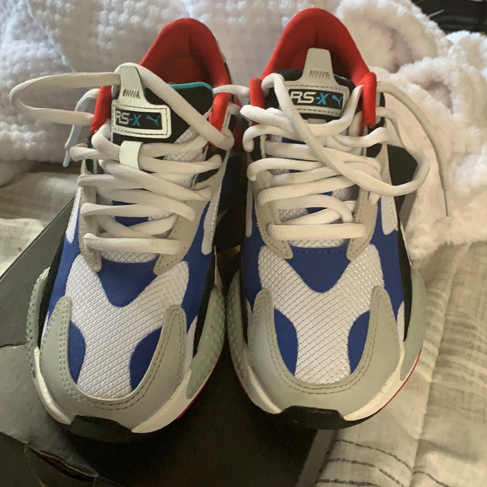 Puma sneakers